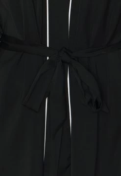 Anna Field Amanda Satin Dressing Gown - Badekåpe - Black -Anna Field 4cb2427b486e4ab3b54c4c6bf8a5de97