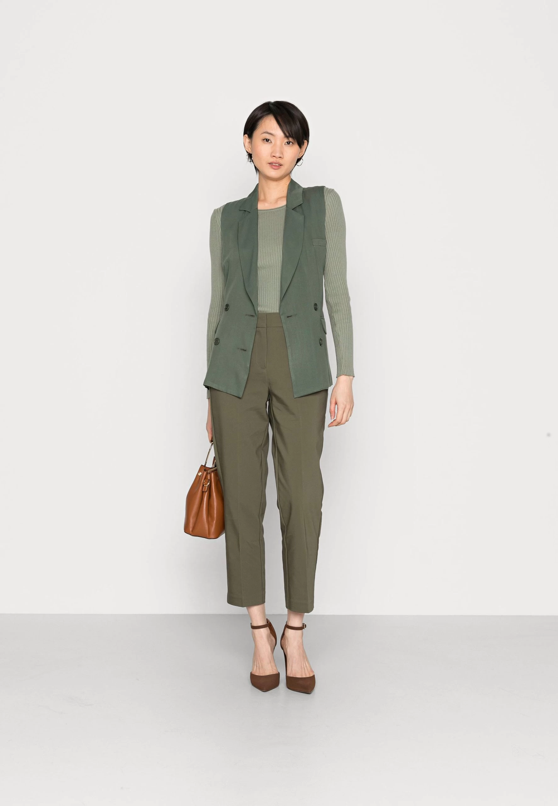 Anna Field Chinos - Dark Green 4 Anna Field Chinos - Dark Green - Bilde 2