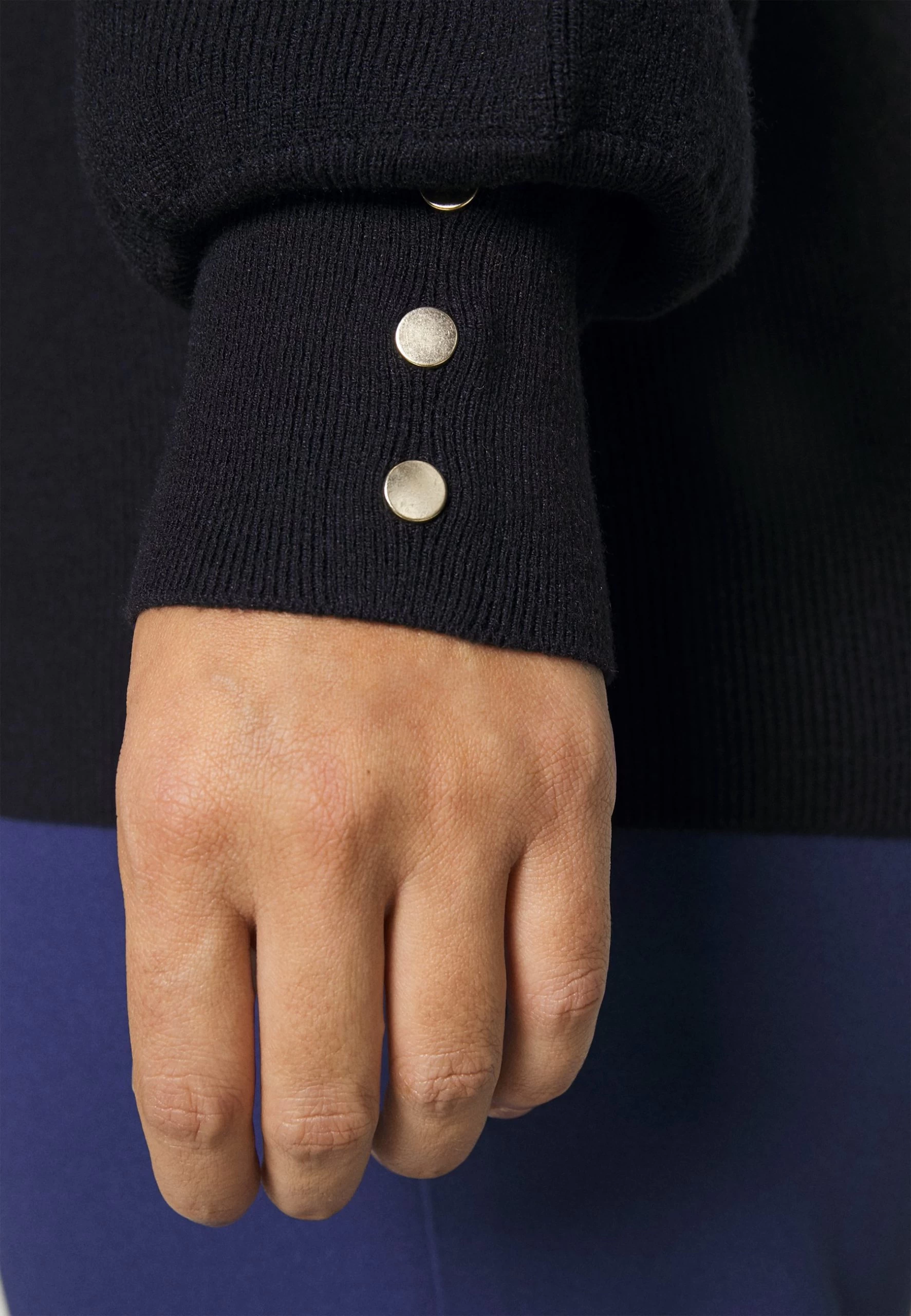 Strikkegenser -Black 7 Strikkegenser -Black - Bilde 5