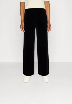 Anna Field VelvetWide Leg Trousers - Bukse - Black