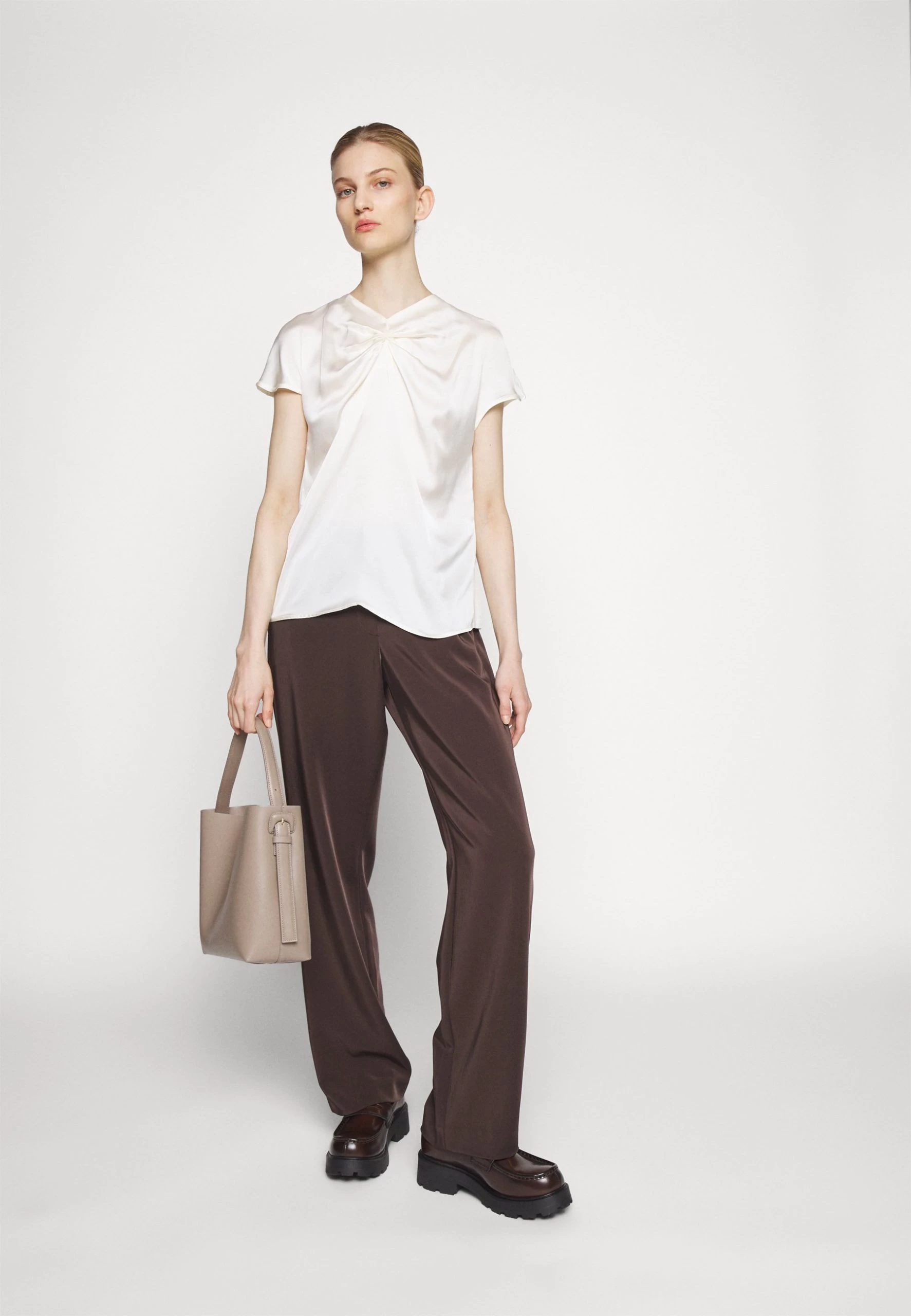 Anna Field T-Shirts Med Print - Off White 7 Anna Field T-Shirts Med Print - Off White - Bilde 5