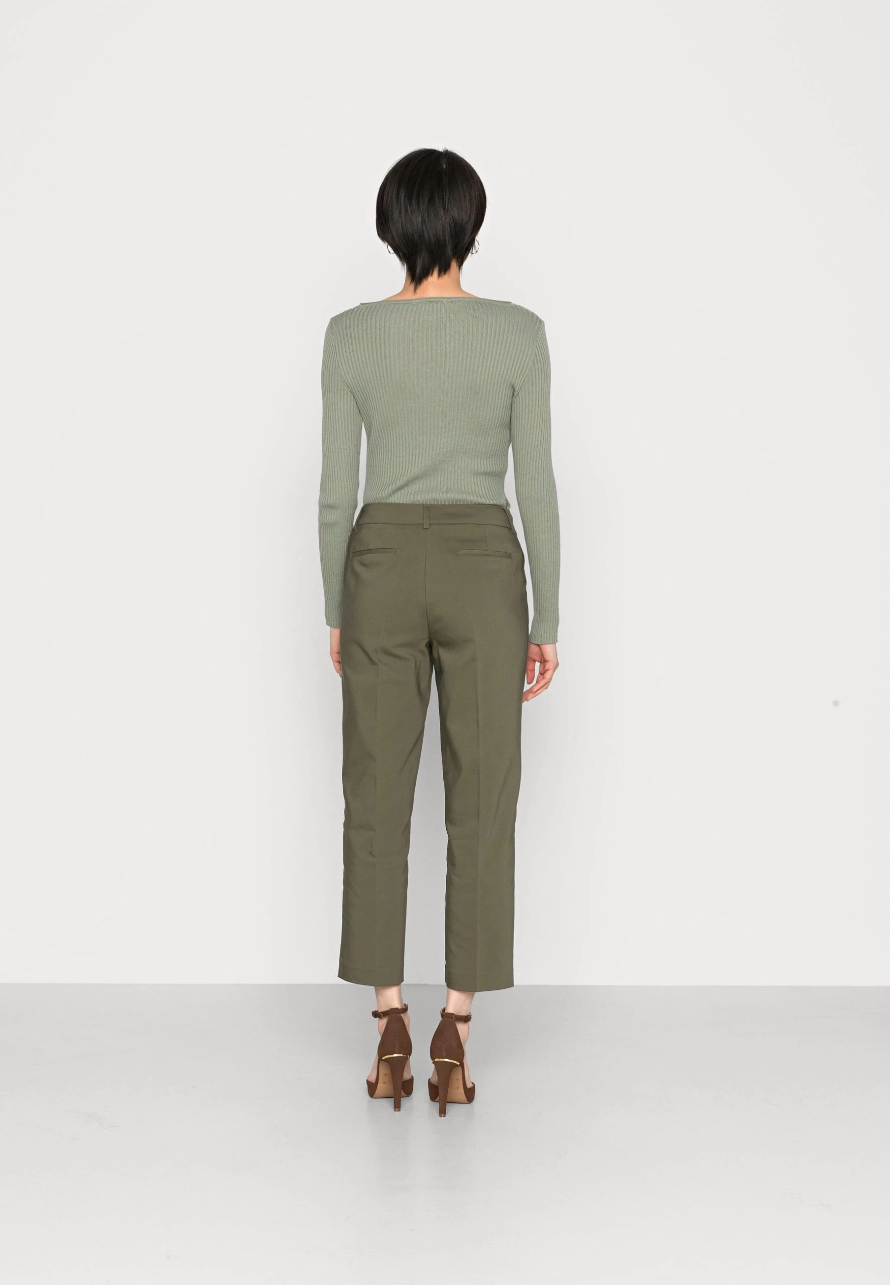 Anna Field Chinos - Dark Green 5 Anna Field Chinos - Dark Green - Bilde 3