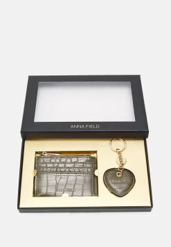 Anna Field Set - Lommebok - Khaki -Anna Field f9313a6a271b4c5faf985e4bf51b0283